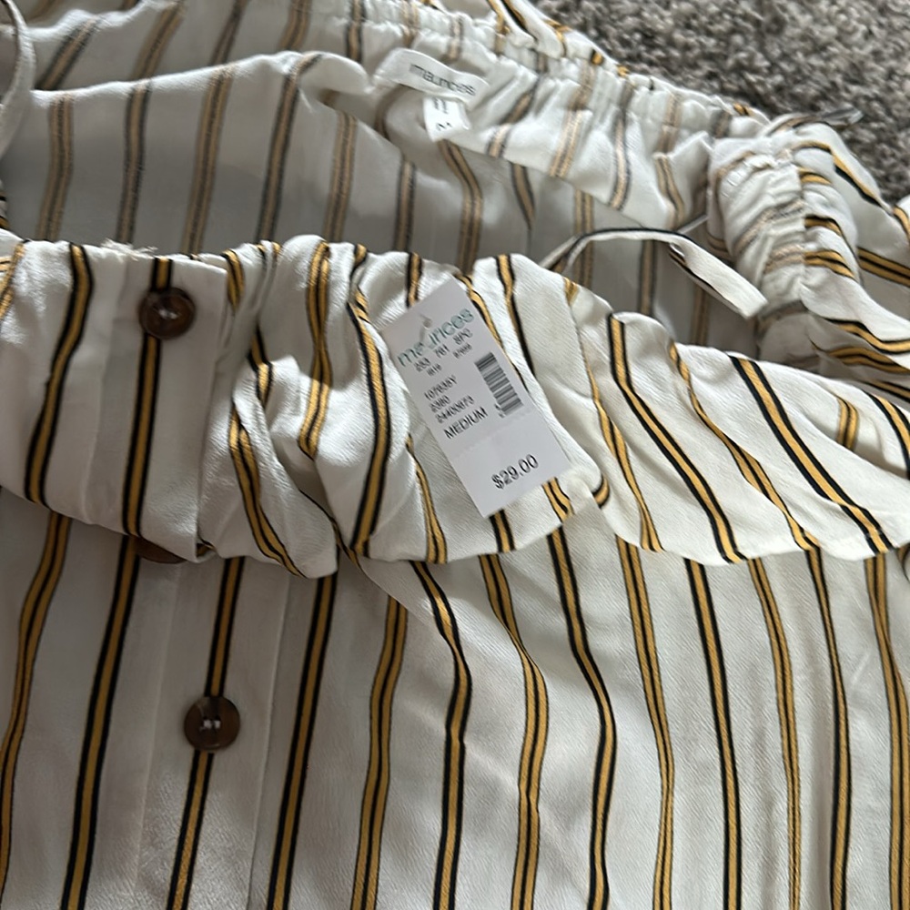 Striped Off-Shoulder Top - Picture 3 of 3